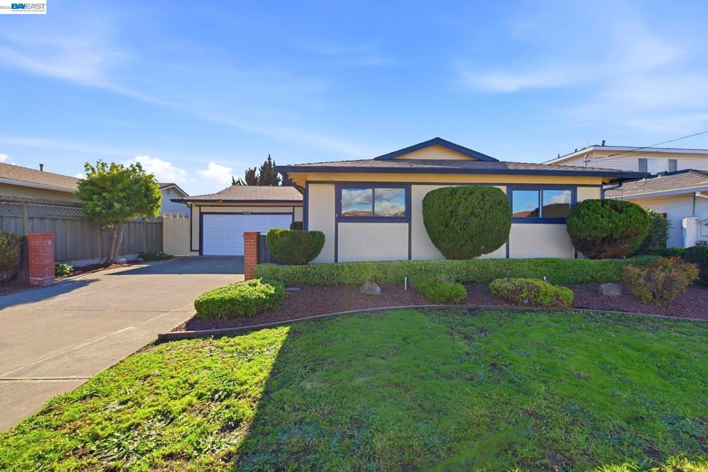 14297 Tiburon Rd, San Leandro, CA 94577