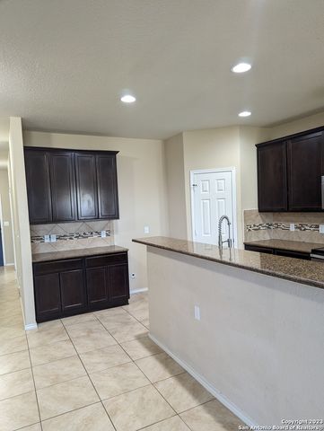 658 Trinity Meadows, San Antonio, TX 78260