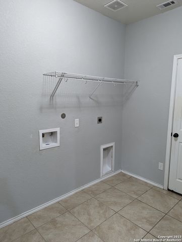 658 Trinity Meadows, San Antonio, TX 78260