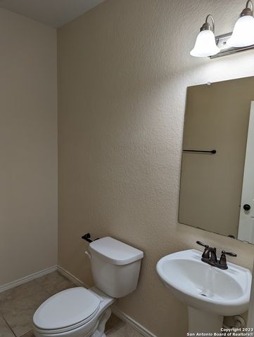 658 Trinity Meadows, San Antonio, TX 78260