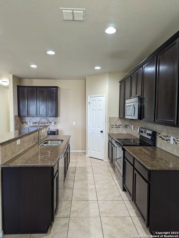 658 Trinity Meadows, San Antonio, TX 78260