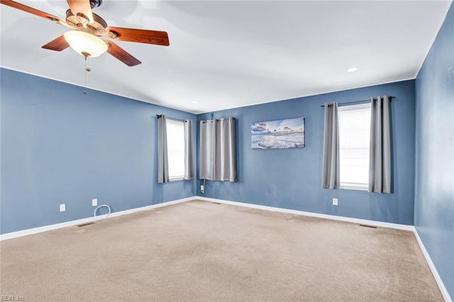 935 Chartwell DR, Newport News, VA 23608