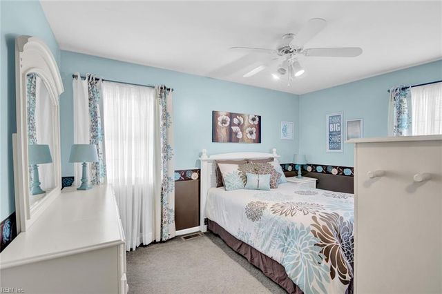 935 Chartwell DR, Newport News, VA 23608