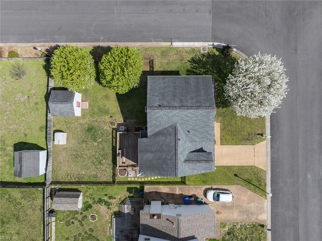 935 Chartwell DR, Newport News, VA 23608