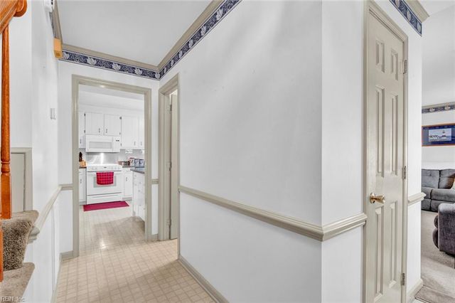 935 Chartwell DR, Newport News, VA 23608