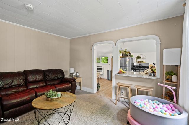 190 Spring Avenue, Troy, NY 12180