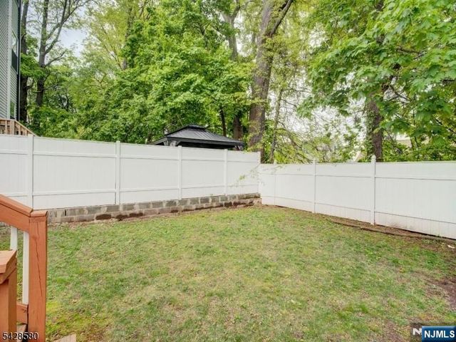 564 Sanford Avenue, Newark, NJ 07106