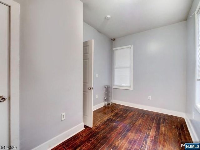 564 Sanford Avenue, Newark, NJ 07106