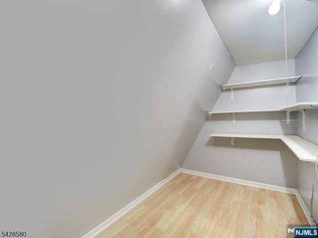 564 Sanford Avenue, Newark, NJ 07106
