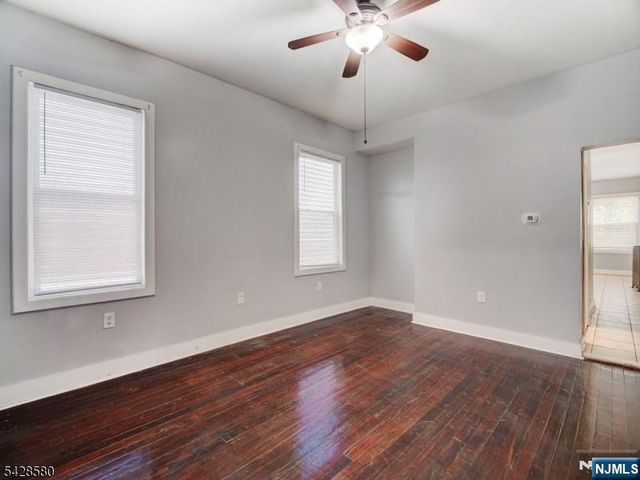 564 Sanford Avenue, Newark, NJ 07106