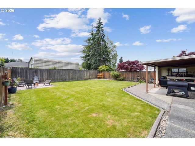 3381 NEBRASKA St, Longview, WA 98632