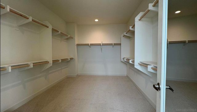 7795 La Mesa Summit Dr, La Mesa, CA 91941