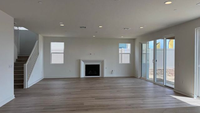 7795 La Mesa Summit Dr, La Mesa, CA 91941