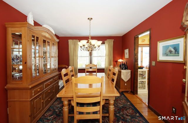 7 Old Forge Road, North Haven, CT 06473