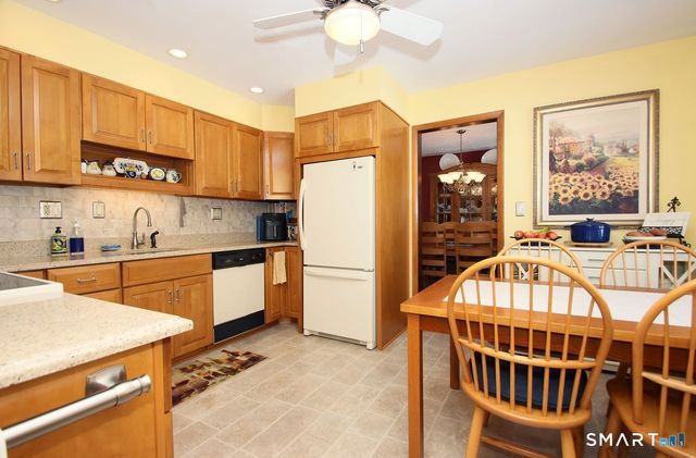 7 Old Forge Road, North Haven, CT 06473