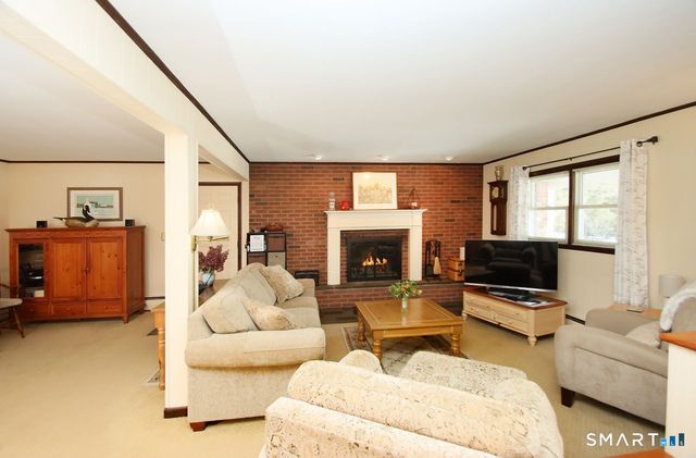 7 Old Forge Road, North Haven, CT 06473