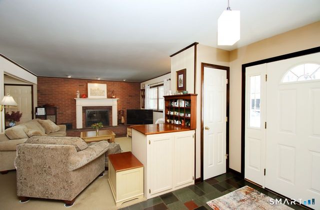 7 Old Forge Road, North Haven, CT 06473