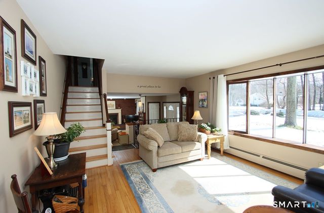 7 Old Forge Road, North Haven, CT 06473