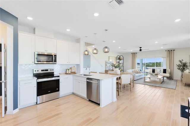 4364 CHESTER SPRINGS BOULEVARD, Davenport, FL 33837