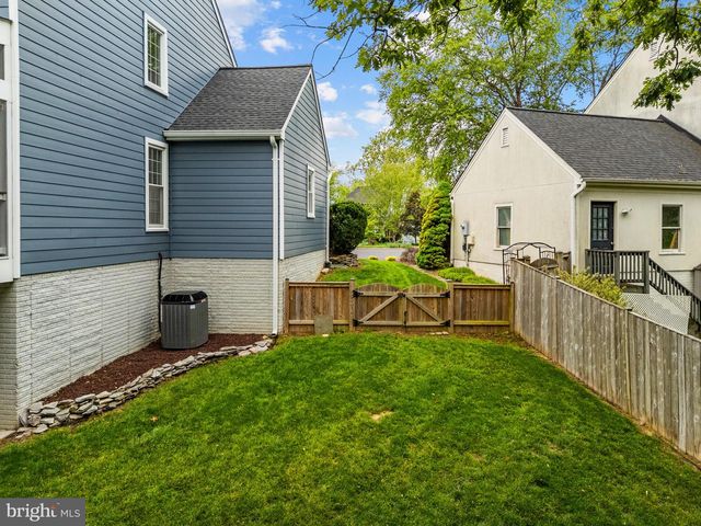 34 LINDEN HILL WAY SW, Leesburg, VA 20175