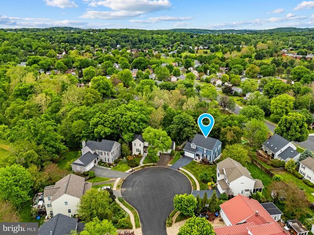 34 LINDEN HILL WAY SW, Leesburg, VA 20175