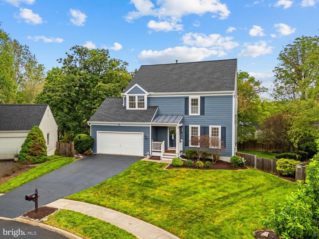 34 LINDEN HILL WAY SW, Leesburg, VA 20175