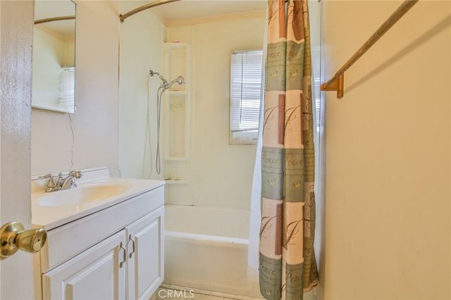 1208 S White Avenue, Compton, CA 90221