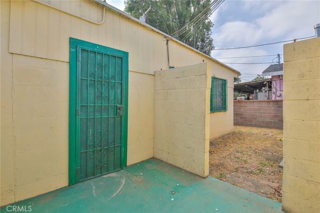 1208 S White Avenue, Compton, CA 90221