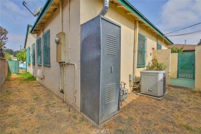 1208 S White Avenue, Compton, CA 90221