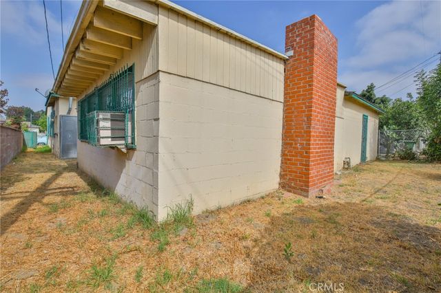 1208 S White Avenue, Compton, CA 90221