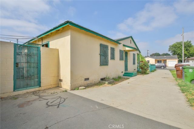1208 S White Avenue, Compton, CA 90221