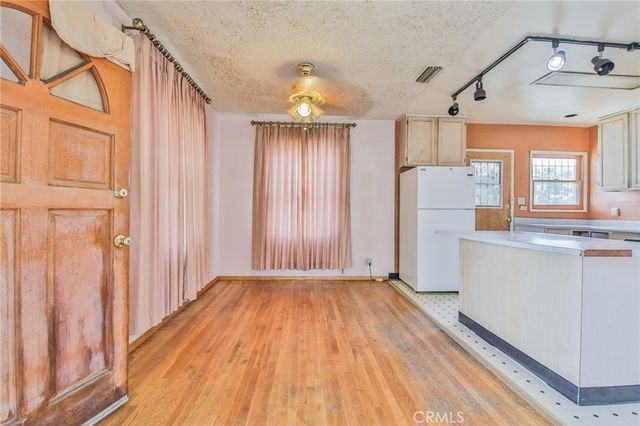 1208 S White Avenue, Compton, CA 90221