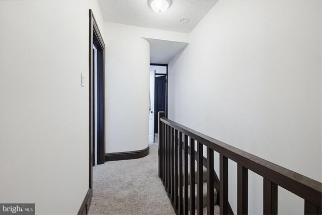 715 N QUEEN ST, Lancaster, PA 17603