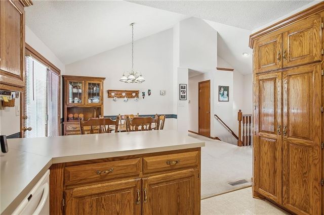 18104 E 31st Terrace Drive S, Independence, MO 64057