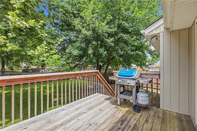 18104 E 31st Terrace Drive S, Independence, MO 64057