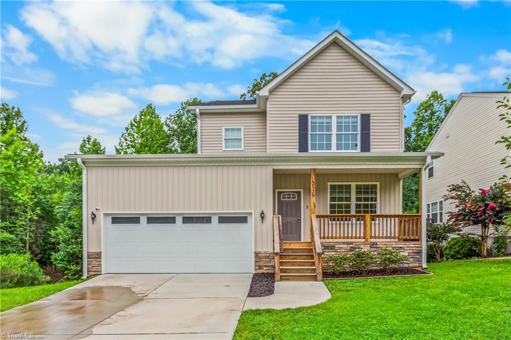 2529 Fiddlers Glenn Drive, Winston-salem, NC 27127