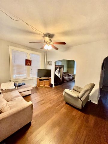 2404 Victor Street, Easton, PA 18042