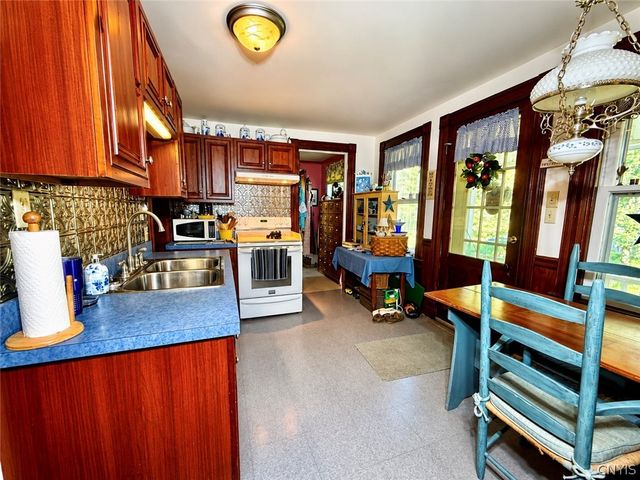 2615 Mckinley Street, Cazenovia, NY 13122