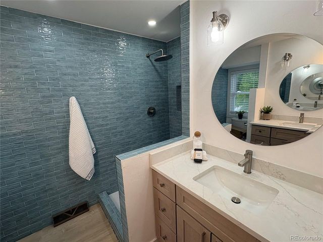 5046 W 103rd Cir, Westminster, CO 80031