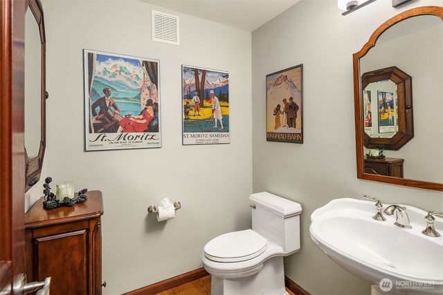 5902 172nd Place SE, Bellevue, WA 98006