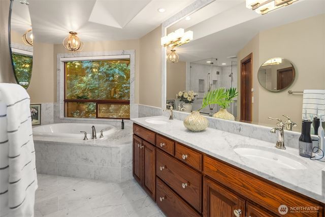 5902 172nd Place SE, Bellevue, WA 98006