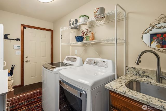 5902 172nd Place SE, Bellevue, WA 98006