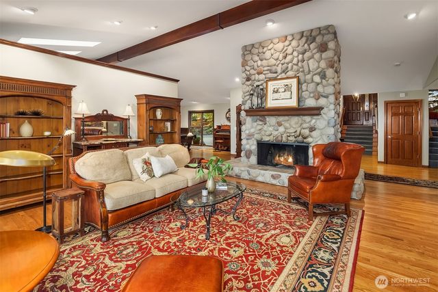 5902 172nd Place SE, Bellevue, WA 98006