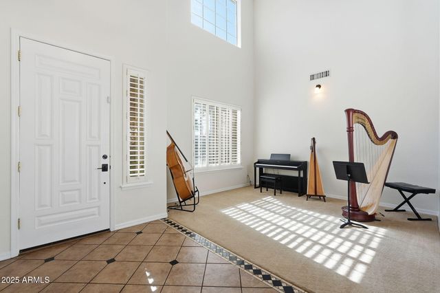 3332 E CANYON Way, Chandler, AZ 85249