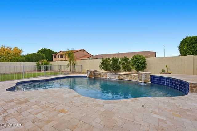 3332 E CANYON Way, Chandler, AZ 85249