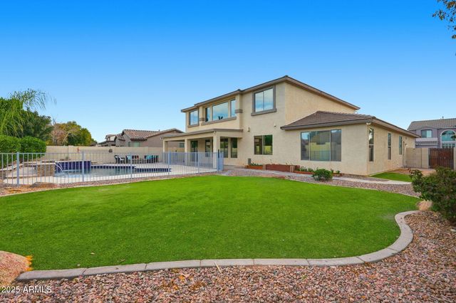 3332 E CANYON Way, Chandler, AZ 85249