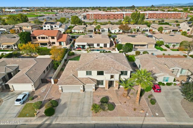 3332 E CANYON Way, Chandler, AZ 85249