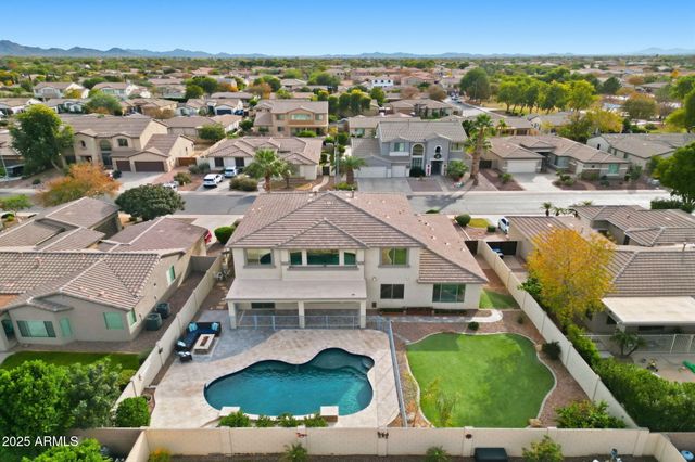 3332 E CANYON Way, Chandler, AZ 85249