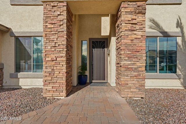 3332 E CANYON Way, Chandler, AZ 85249