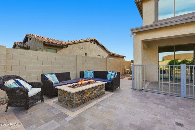 3332 E CANYON Way, Chandler, AZ 85249